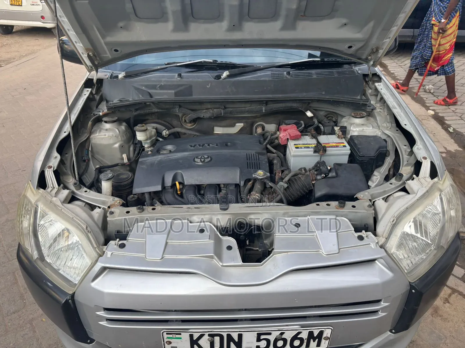 Toyota Succeed SV Premium 2016 Silver