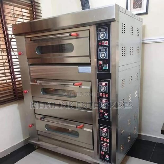 South Star Premier Imported 3-Deck Oven 6 Trays