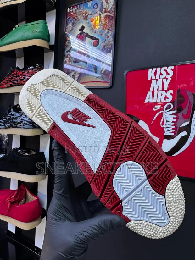Nike Jordan 4 Retro Cinnabar - thumbnail 6