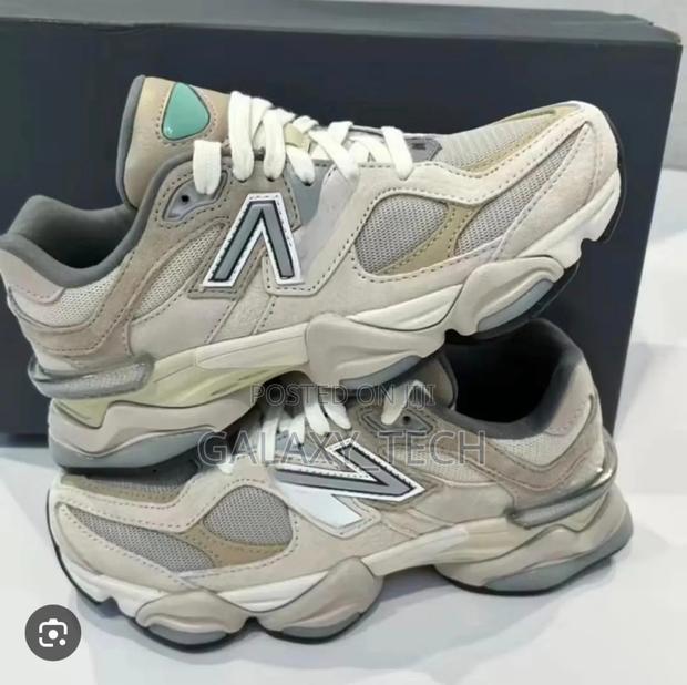 New Balance 9060 Sneakers (Size 38 to 45)