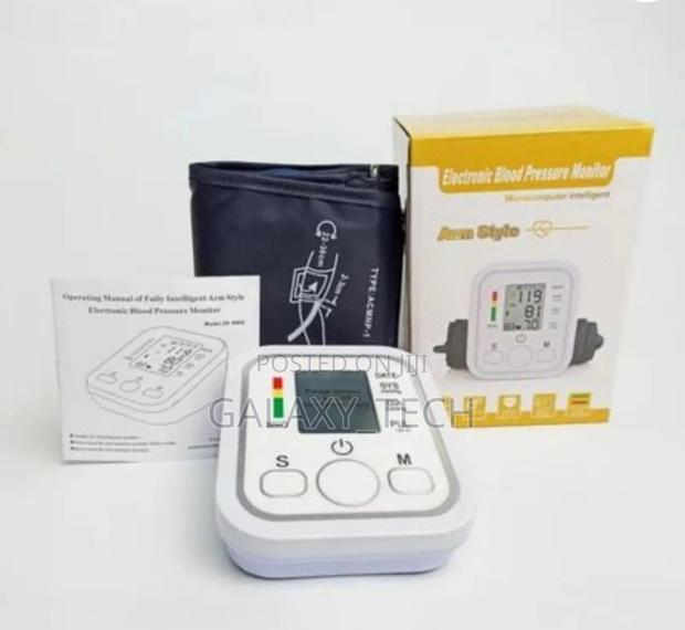 Digital Arm/Wrist Blood Pressure Monitor/Bp Machine - main view