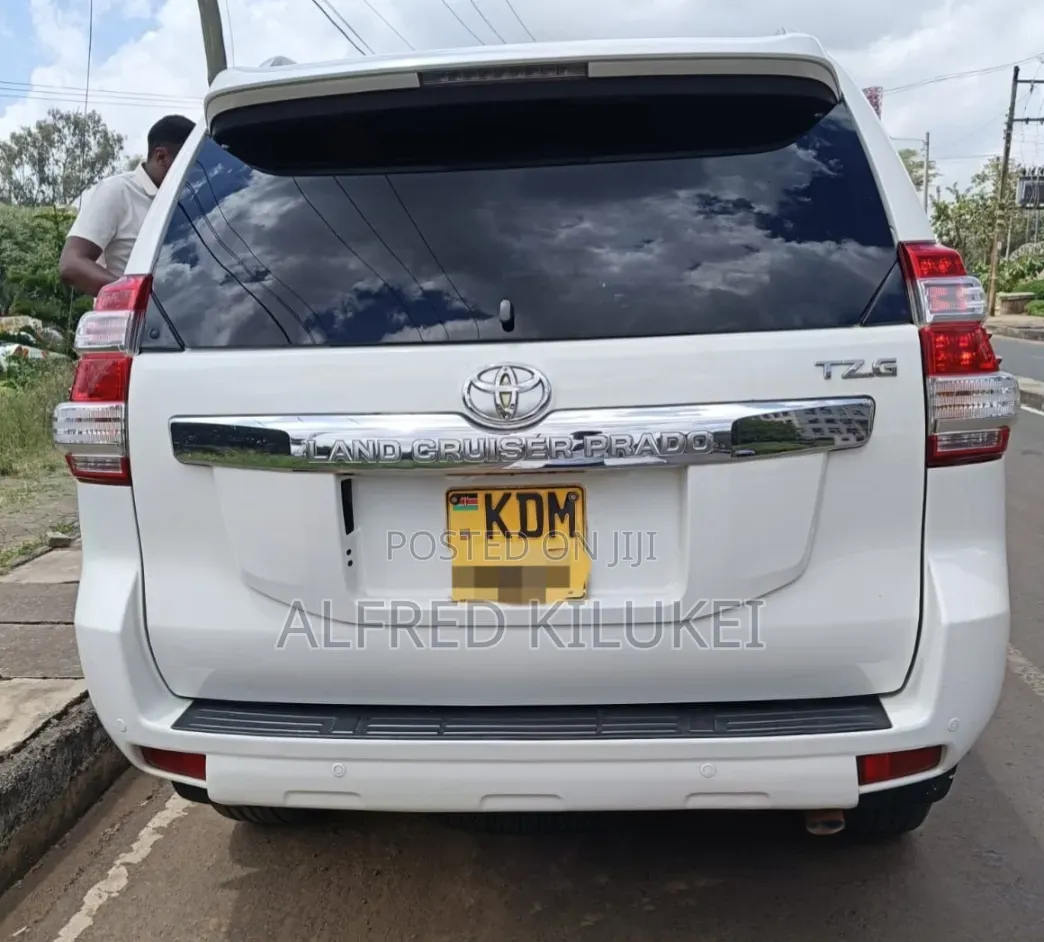 Toyota Land Cruiser Prado 2016 Pearl