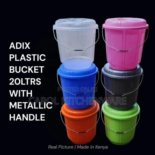 Plastic Bucket 20 LTRS With a Metallic Handle