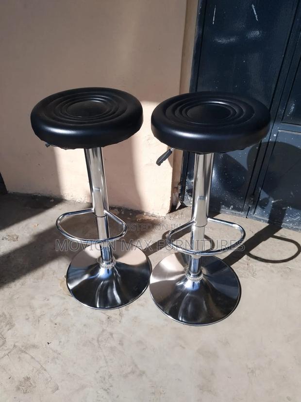 Adjustable Height Counter Stools