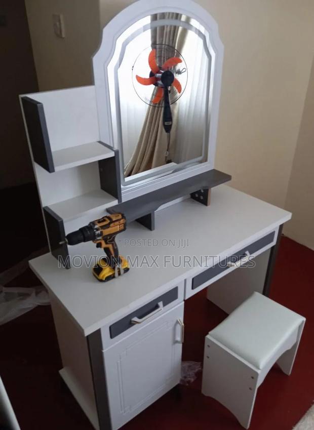 Mirror White Dressing Table