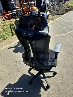 Comfort Office Chair With Headrest