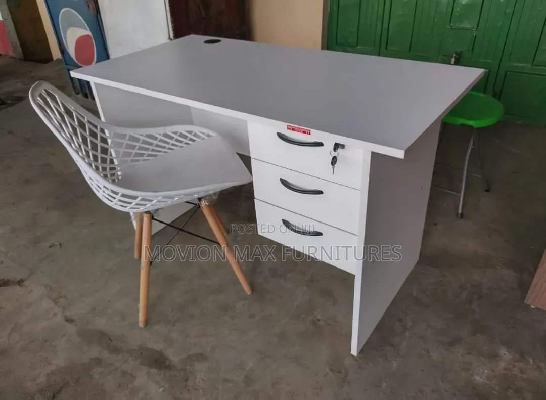 Eames Chairs With 1.2m Desk