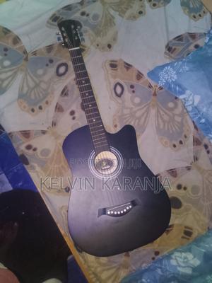 Acoustic Guitar - thumbnail 2
