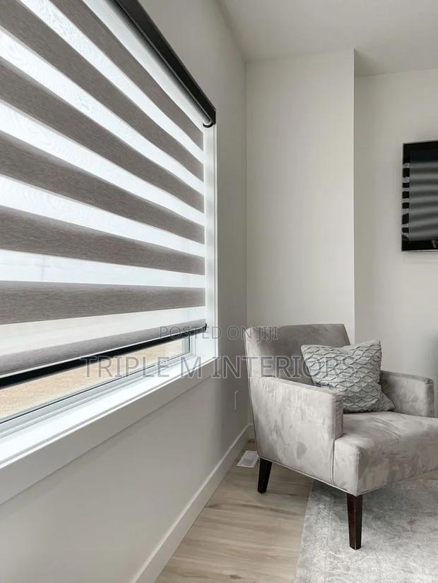 Reliable Roller Blinds for Privacy Style - main view