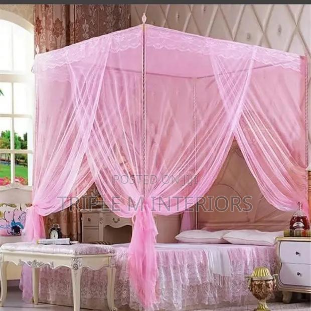 Complete Bed Coverage 4-Stand Mosquito Net
