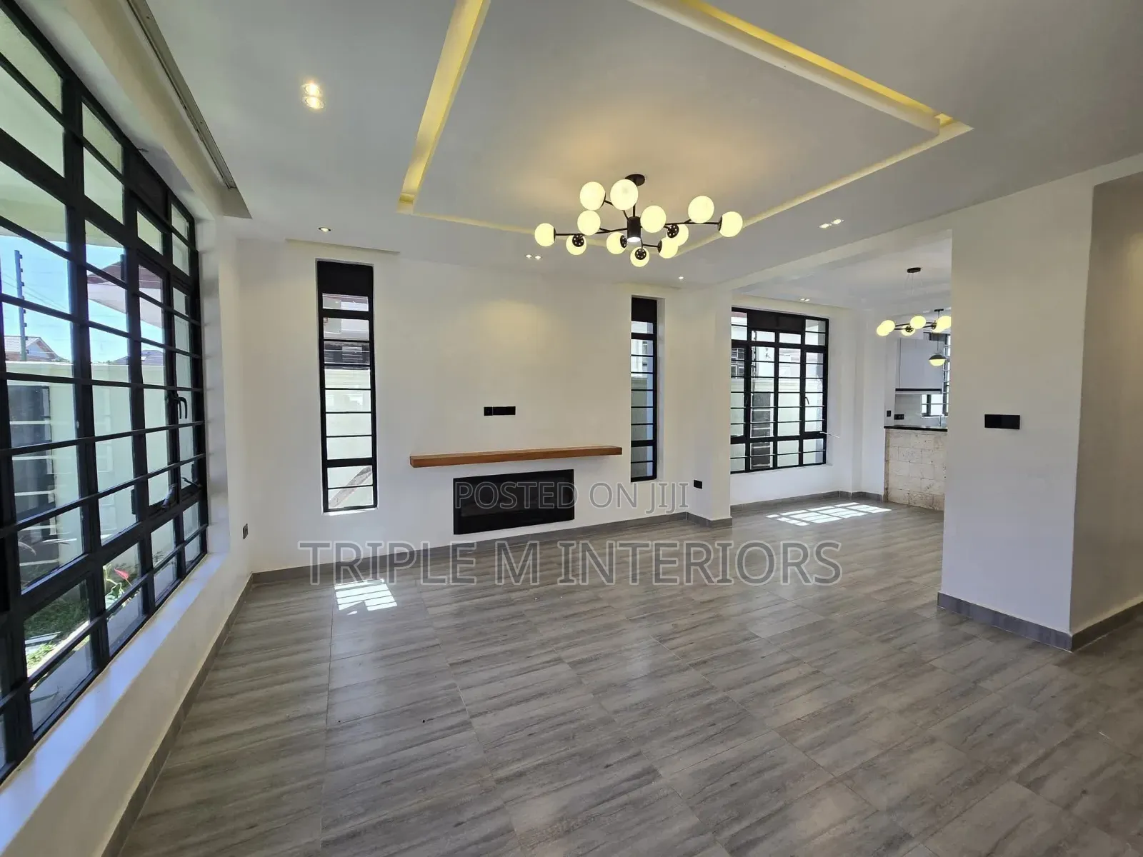 Scratch-Resistant Vinyl LVT Flooring for Daily Use