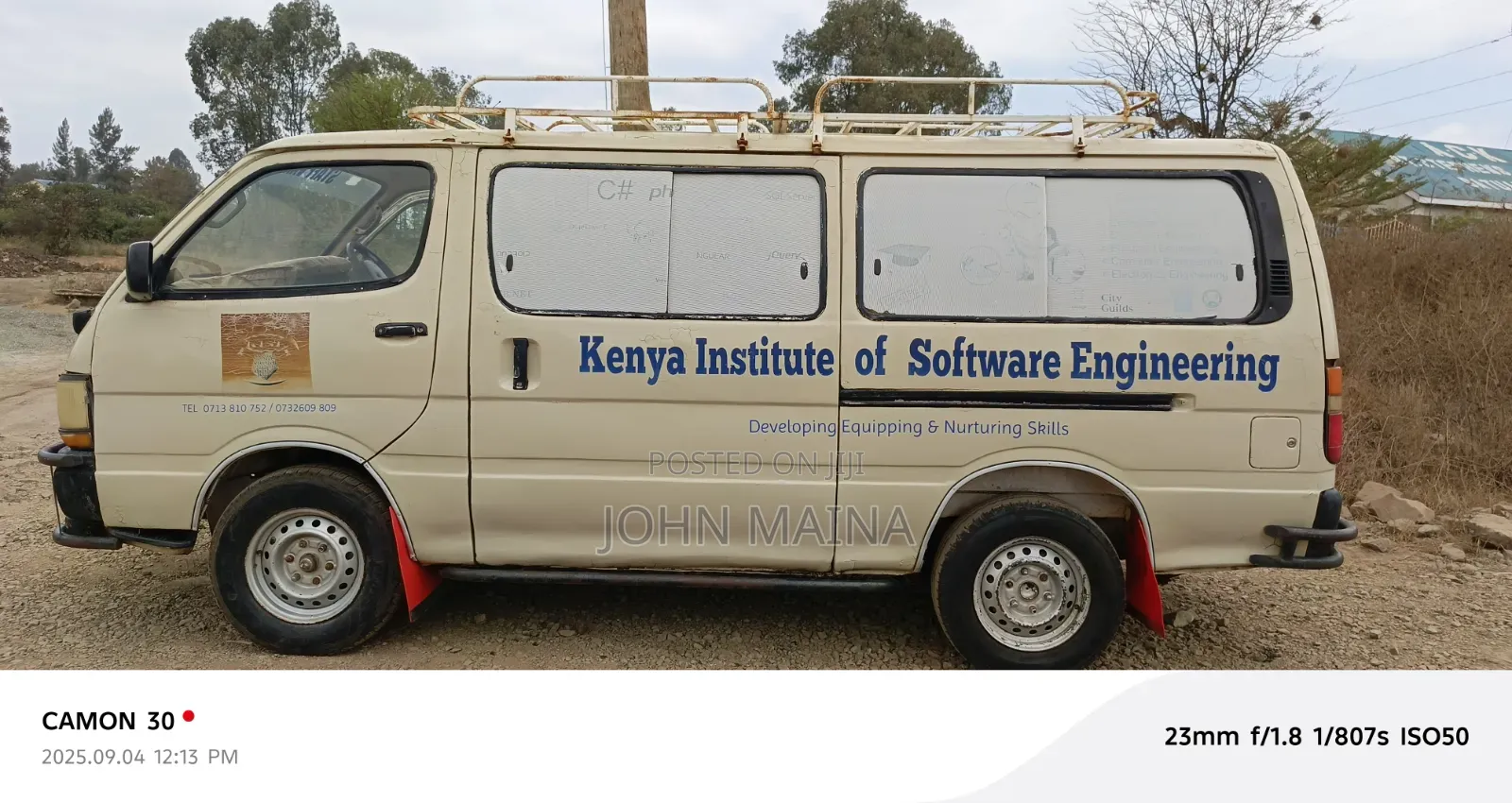 Toyota HiAce 1998 Beige
