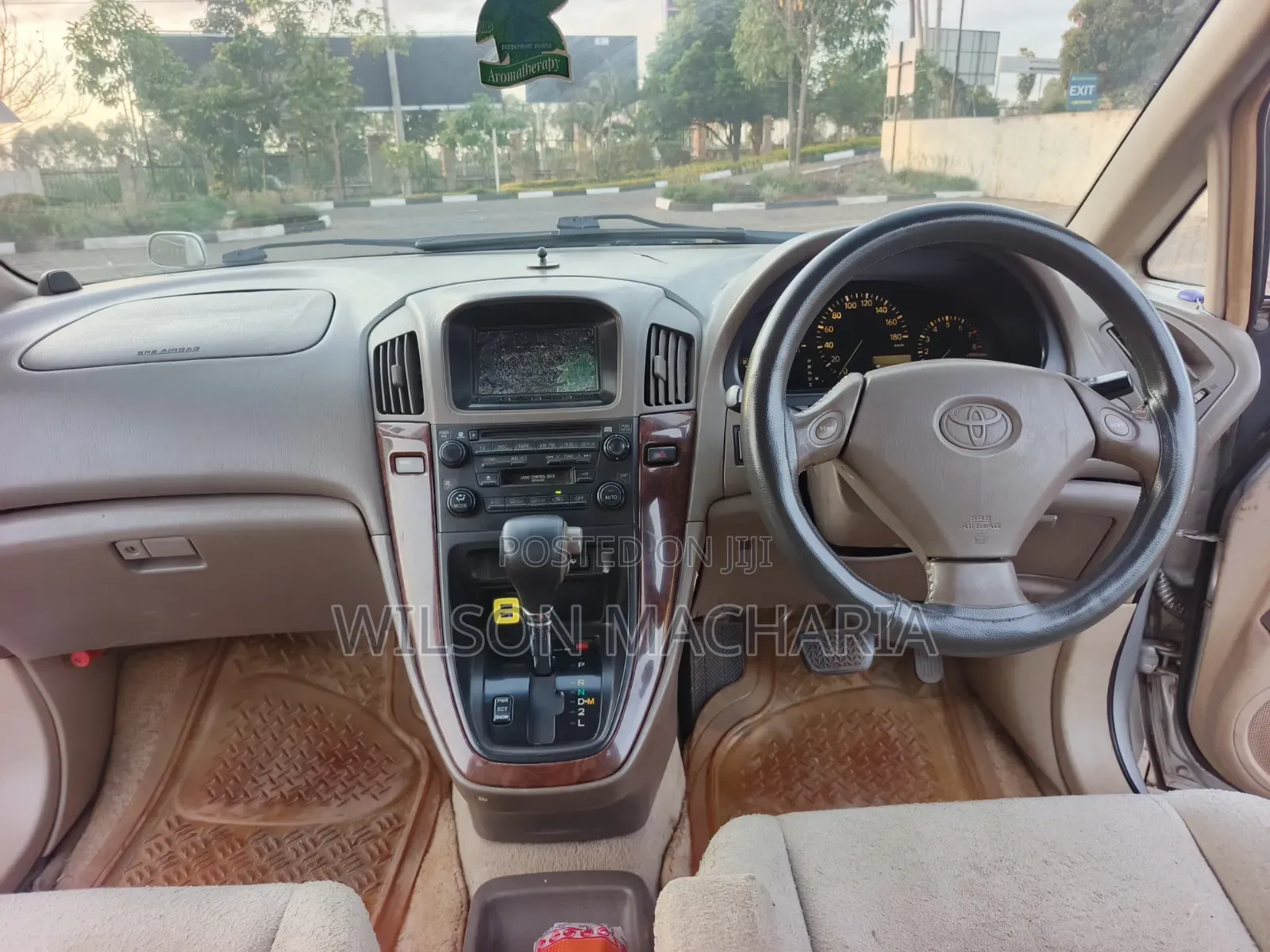 Toyota Harrier 2000 Silver