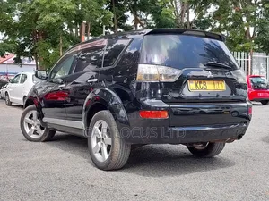 Mitsubishi Outlander 2009 Black