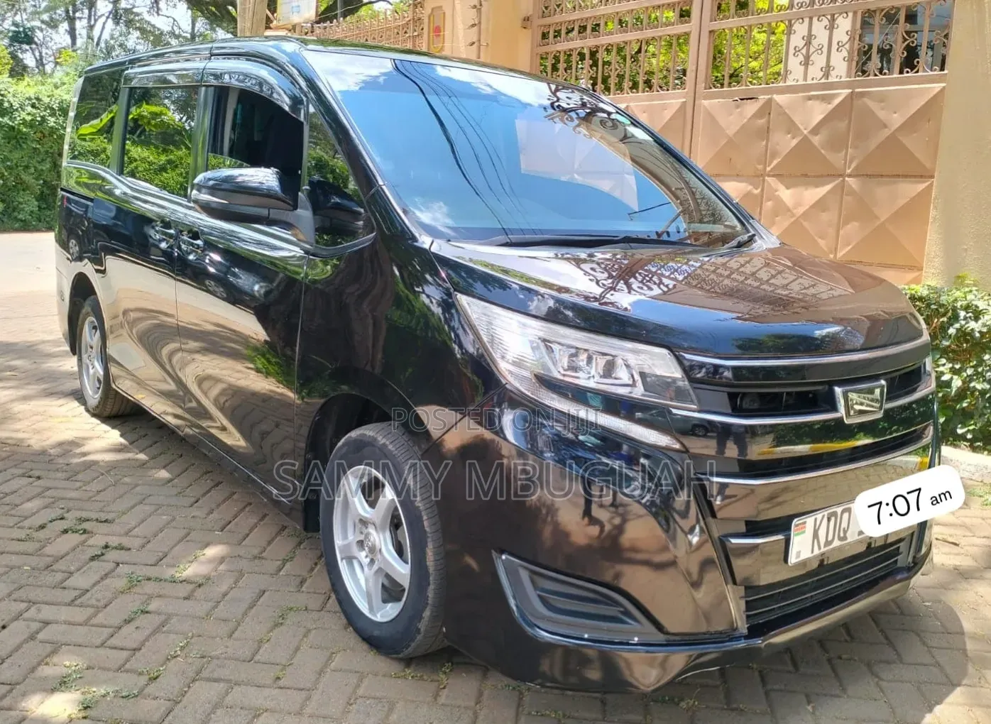 Toyota Noah 2016 Black