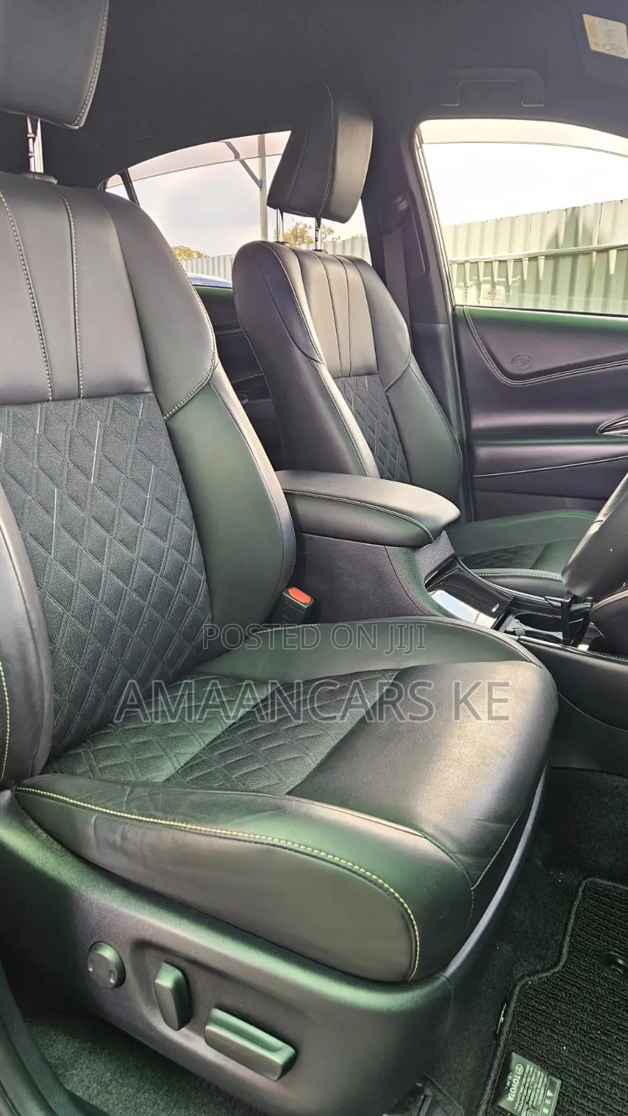 Toyota Harrier 2.0 2019 Black
