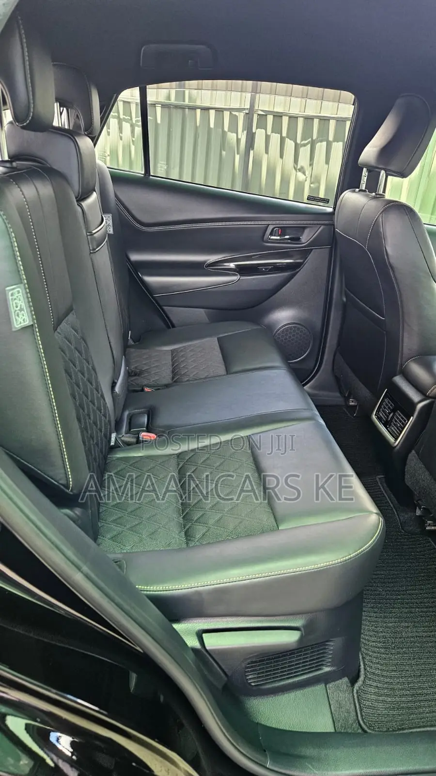 Toyota Harrier 2.0 2019 Black