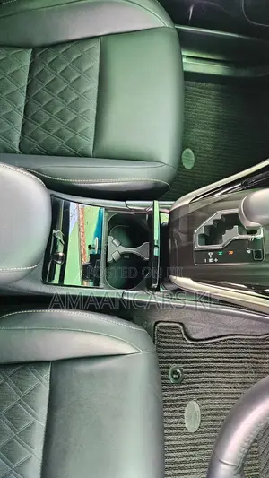 Toyota Harrier 2.0 2019 Black