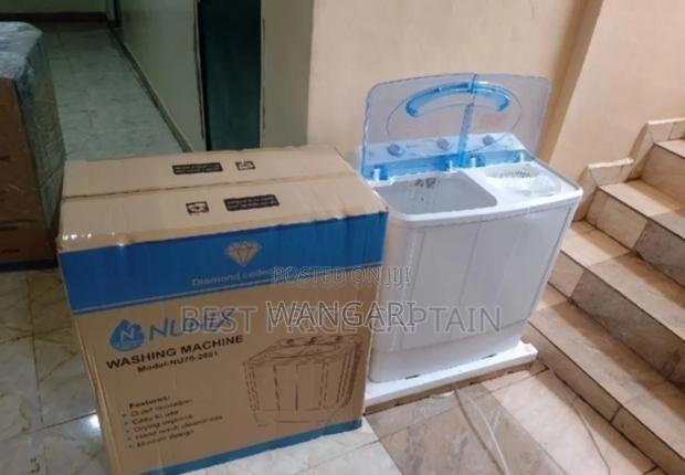 Nunix 7.5kgs Washing Machine. Two Tubs