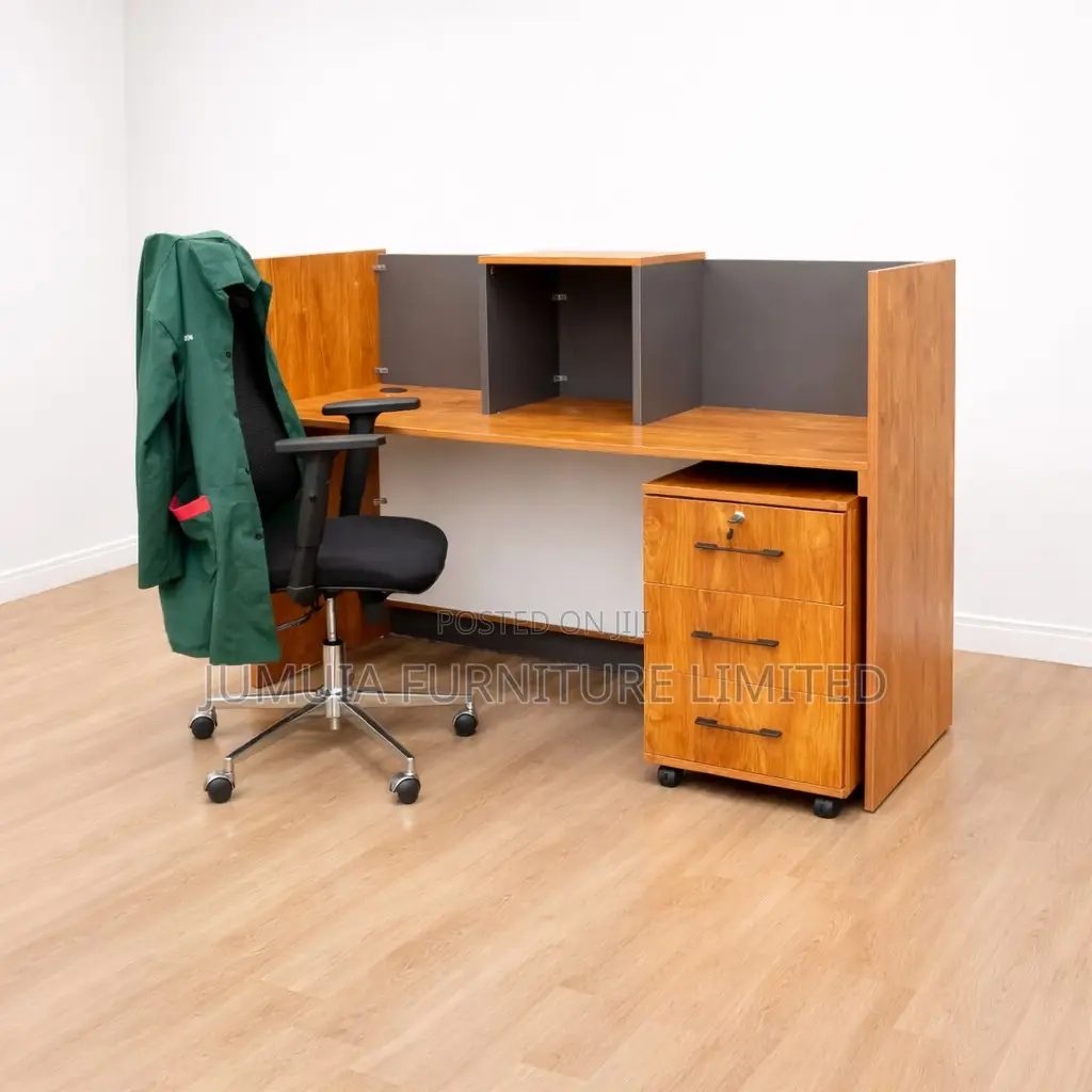 1.6m Esparanza Office Reception Desk