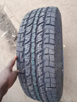 235/60r18 Kenda Klever at Tyre