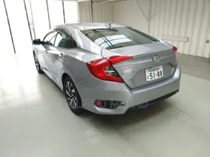 Honda Civic 2019 Silver