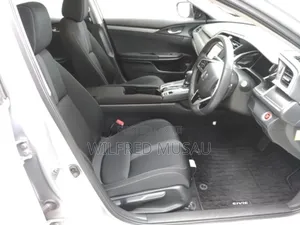 Honda Civic 2019 Silver