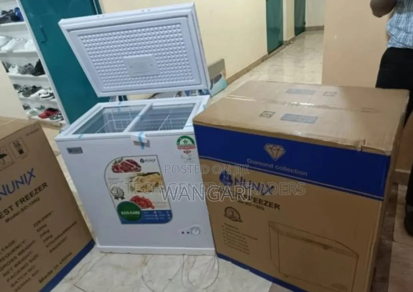 Semi Commercial Nunix 150l Freezer