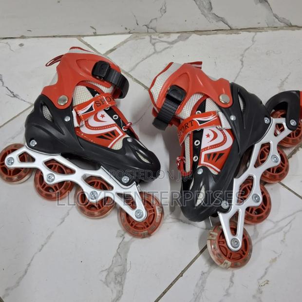 Size 31 Skating Shoe