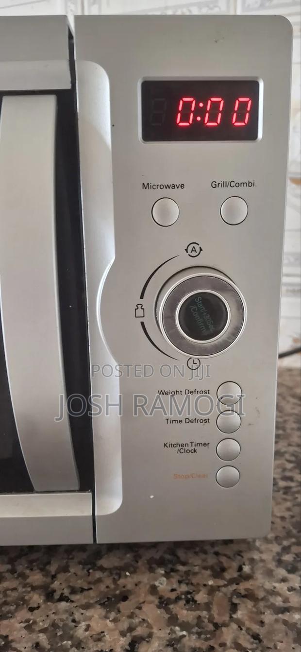 Ramtons Microwave Grill - thumbnail 3