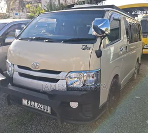 Toyota HiAce 2014 Beige