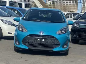 Toyota Aqua 2019 Green