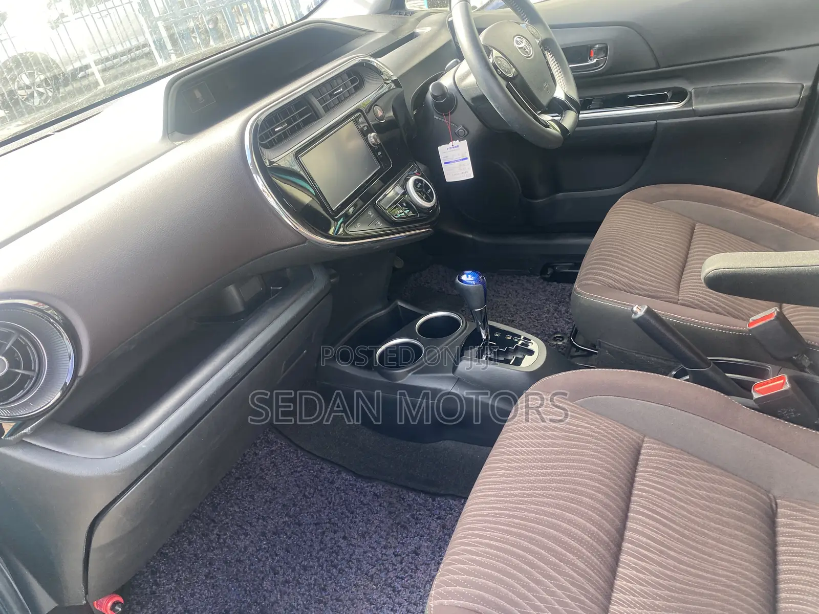Toyota Aqua 2019 Green