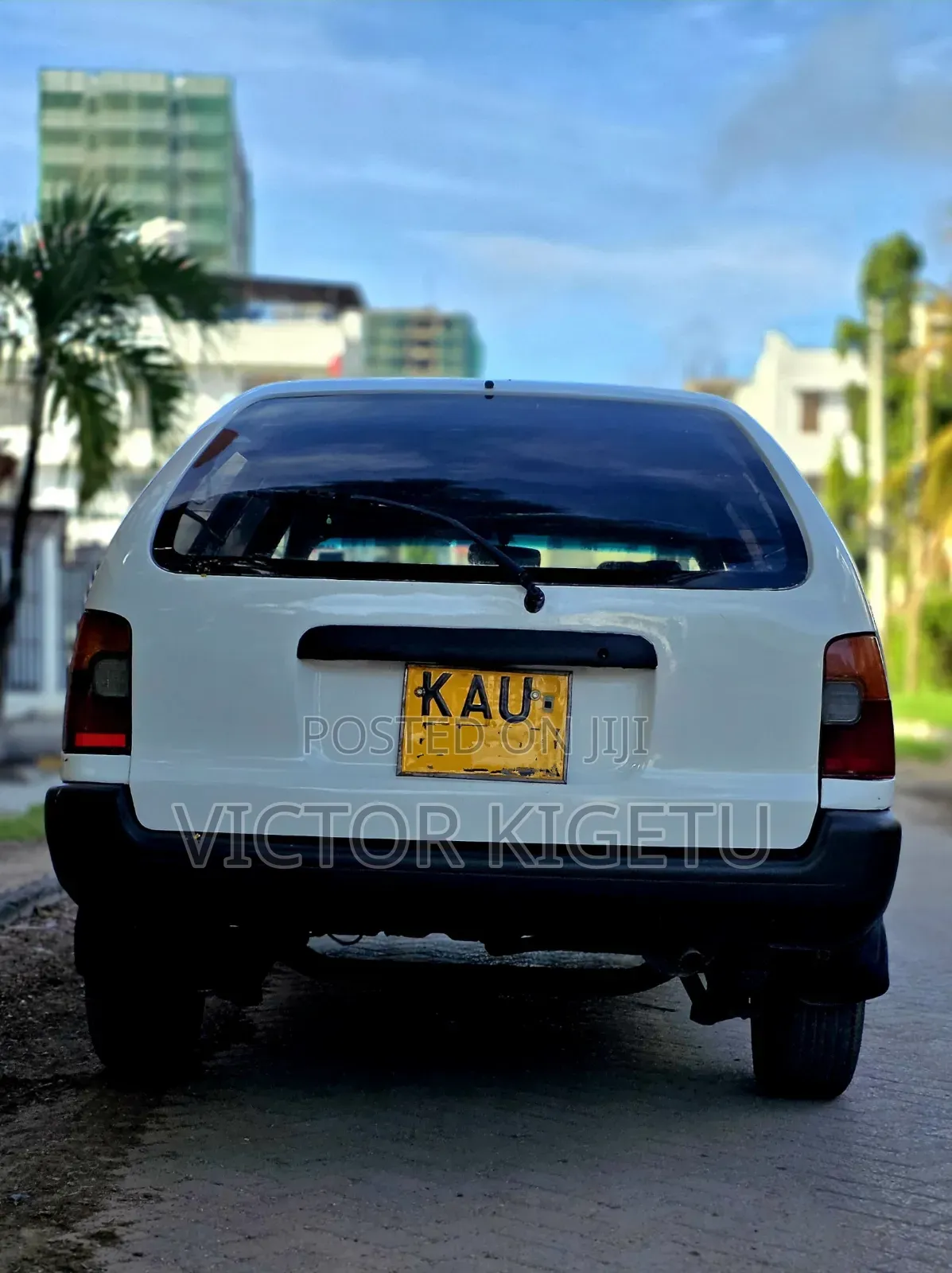 Toyota Corolla Station Wagon 1999 White