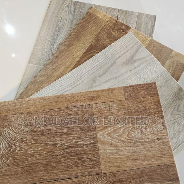 Wood Look Vinyl Carpet for Affordable and Stylish Floor Design