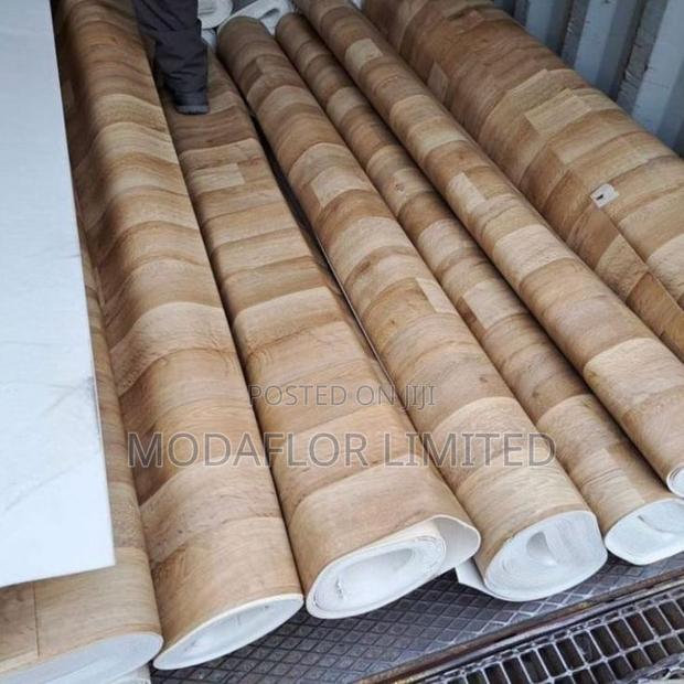 Wood Look Vinyl Carpet for Clean, Stylish and Waterproof Floors