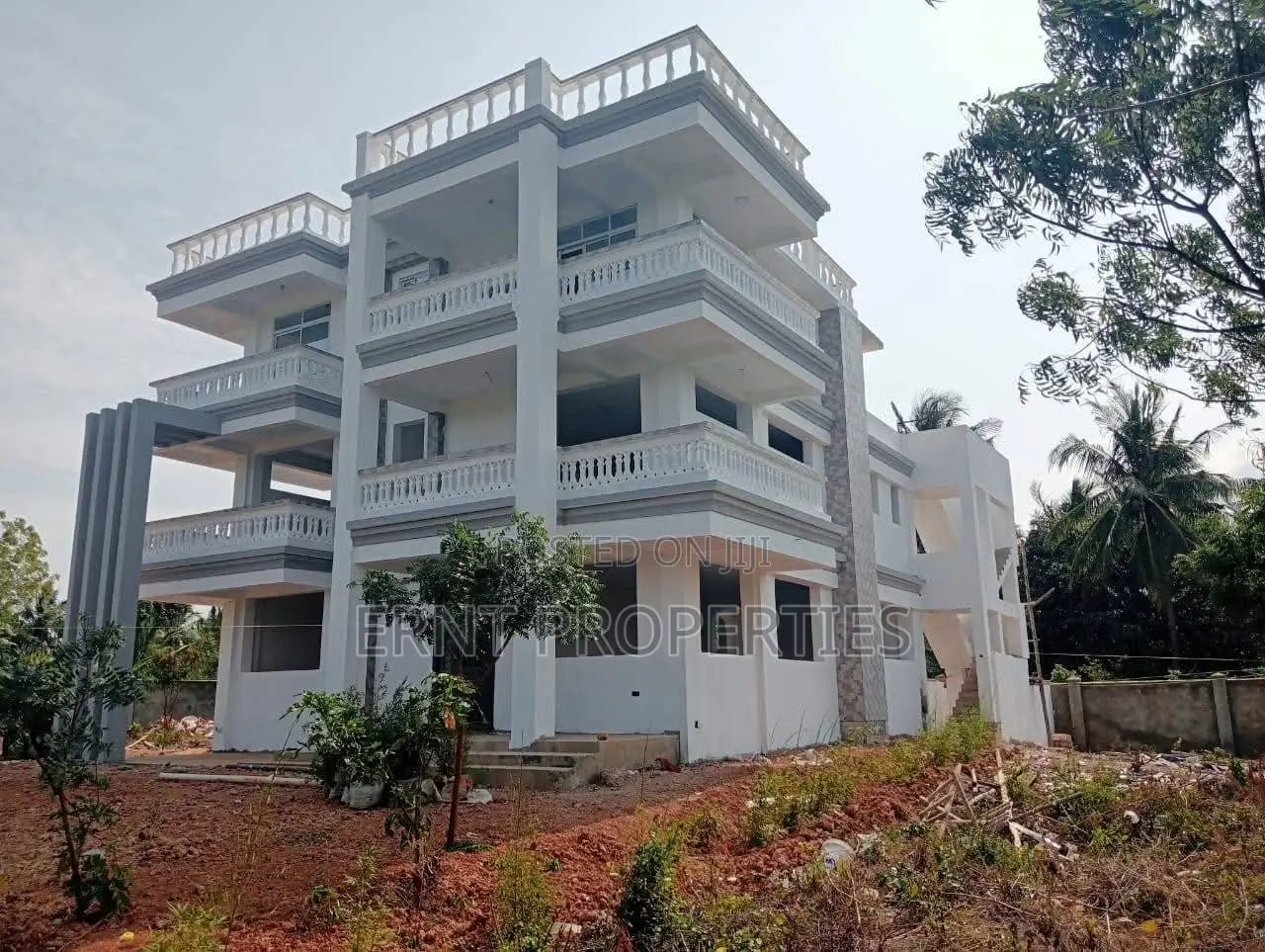 4bdrm Mansion in Diani for sale