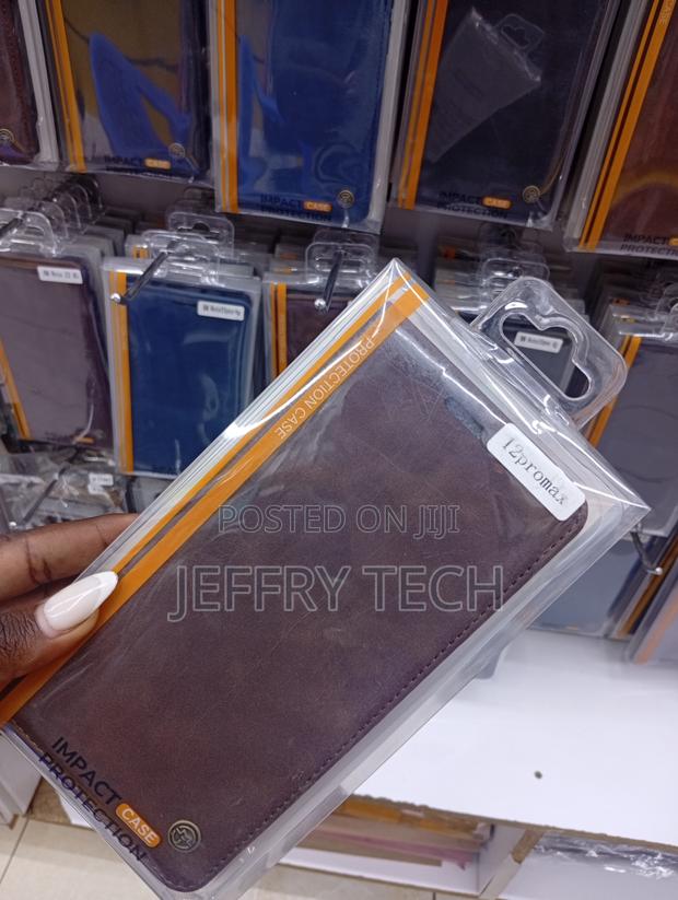 Protective Leather Flip Case for an Apple iPhone 12 Pro Max. - thumbnail 2