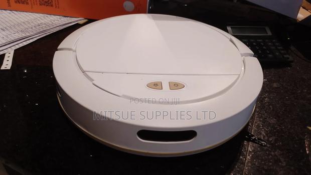 Automatic Household Sweeping Robot - main view