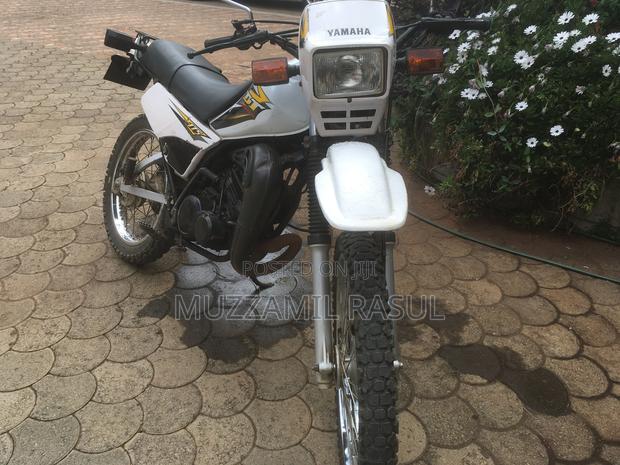 Yamaha DT175 2023 White - thumbnail 2