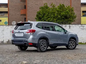 Subaru Forester Base AWD 2019 Silver