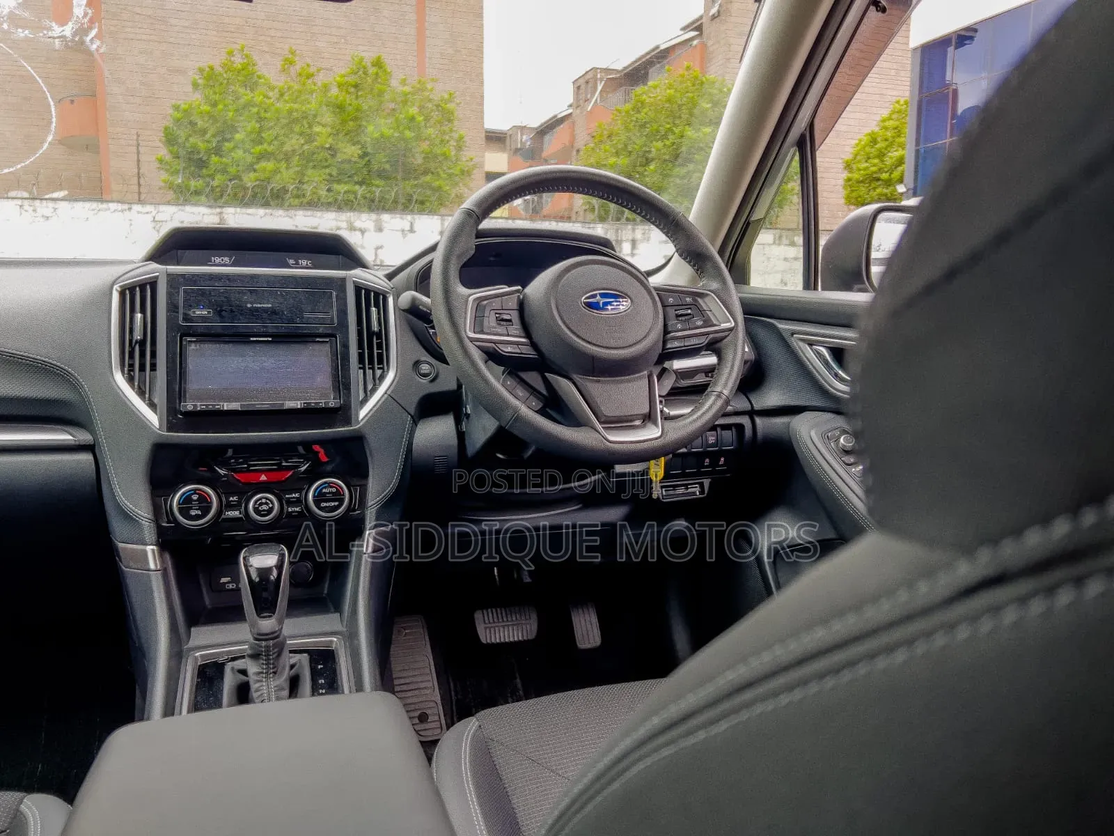 Subaru Forester Base AWD 2019 Silver