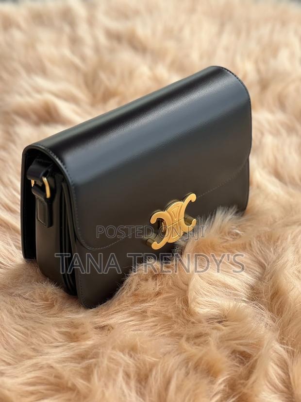 Quality Women Slingbag - thumbnail 2