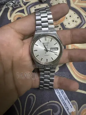 Seiko 5 Automatic