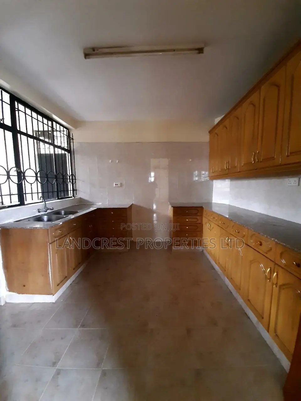 3bdrm Apartment in Kilimani for sale