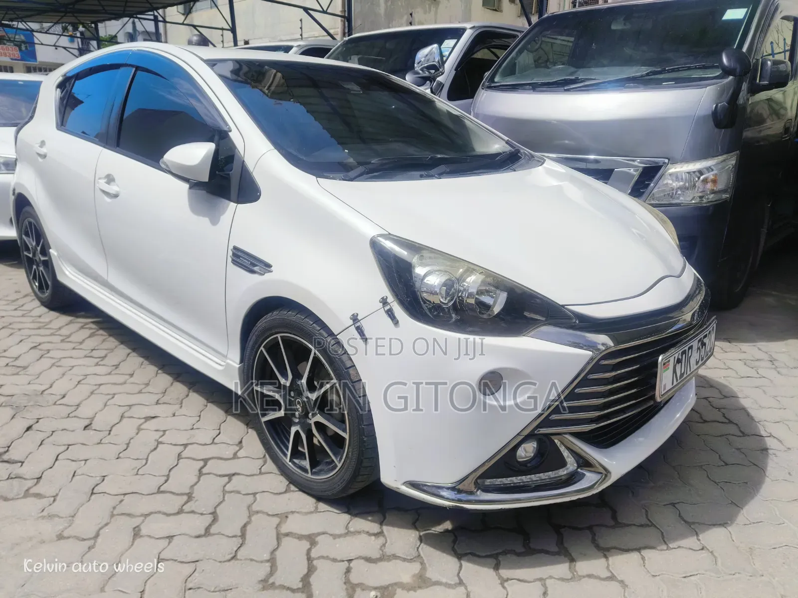 Toyota Aqua 2018 White