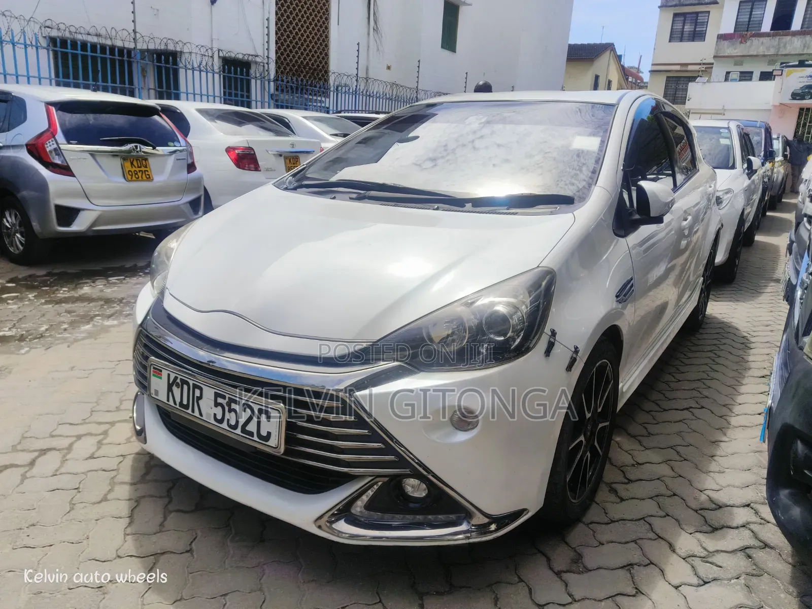 Toyota Aqua 2018 White
