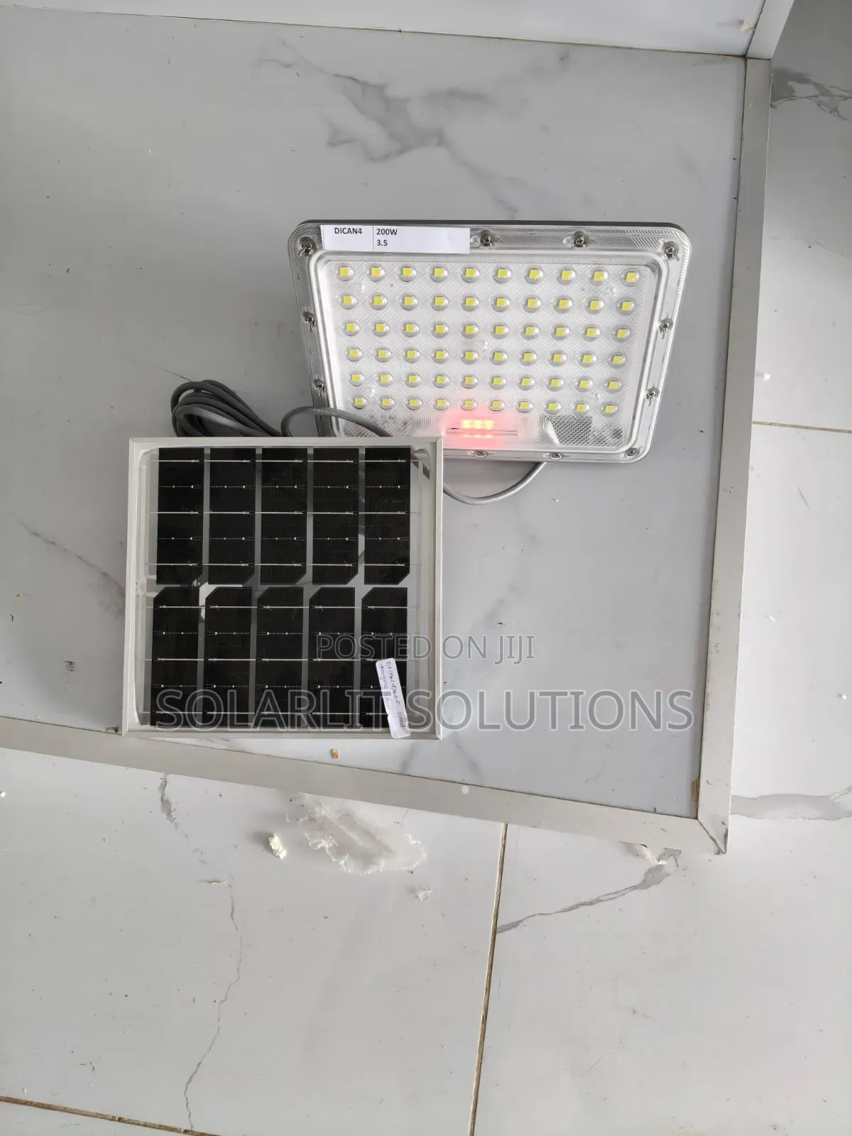 Floodlight Dican 4 200w Led – Waterproof Outdoor Lighting Solution