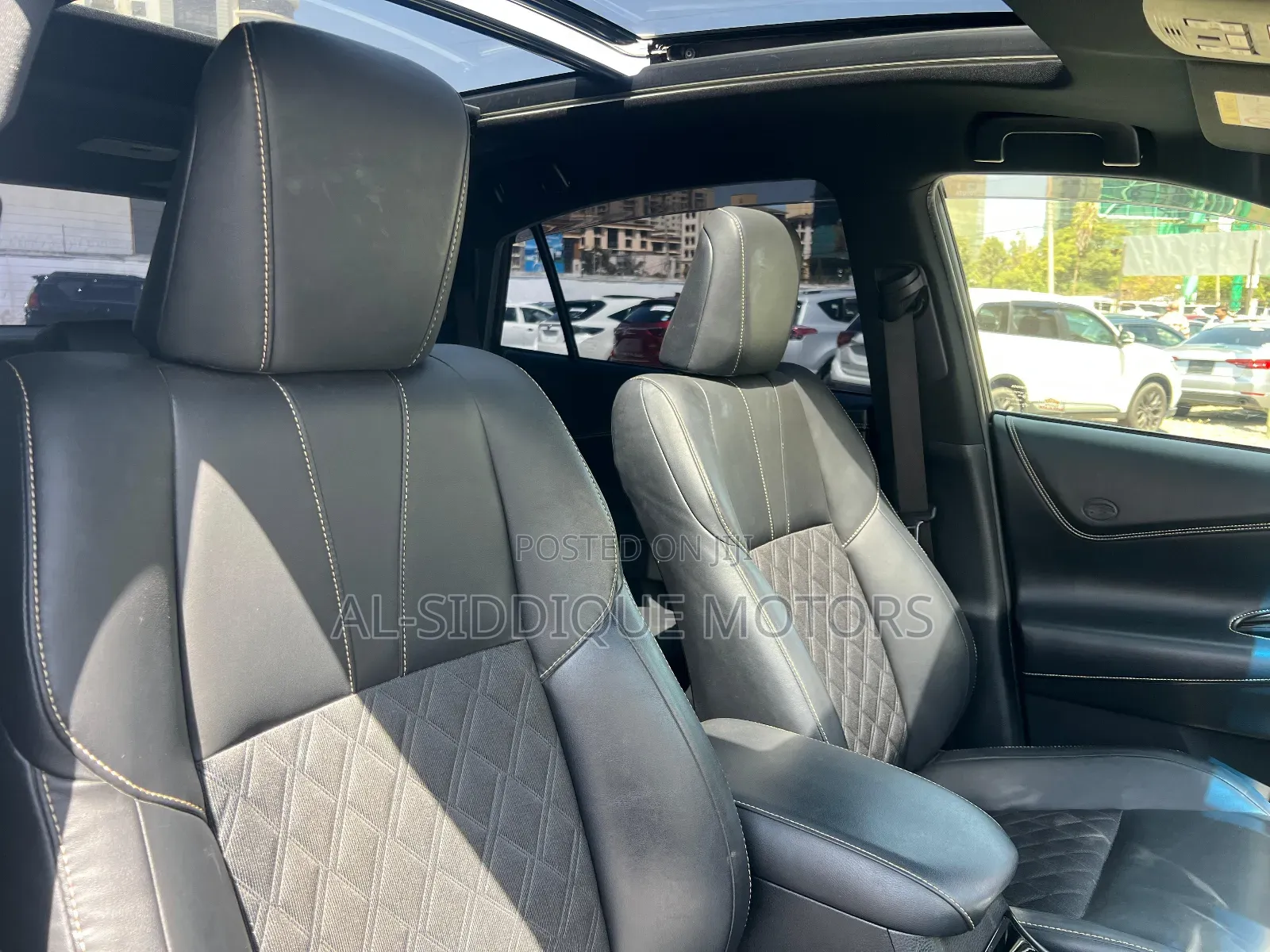 Toyota Harrier 2.0 2019 Brown