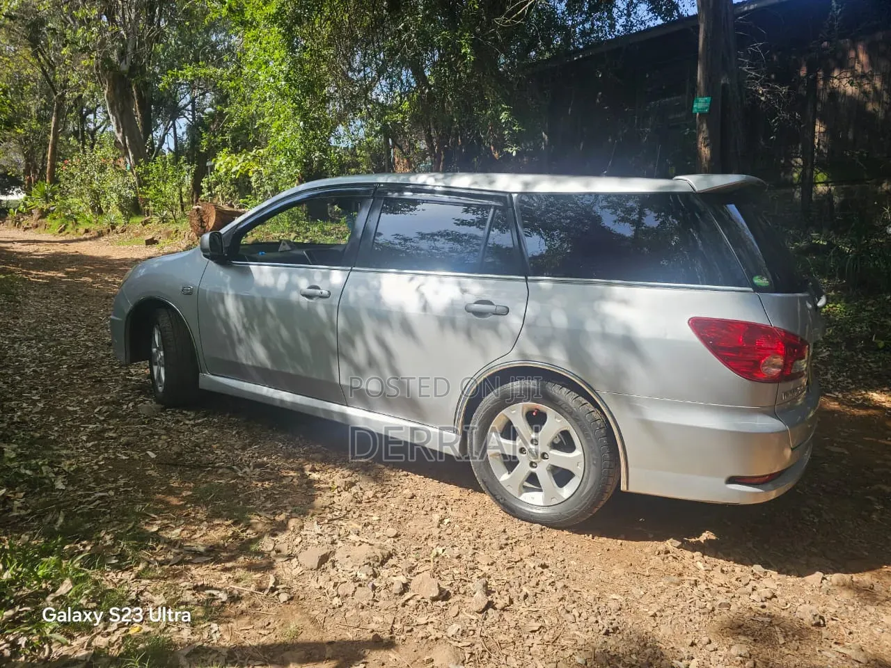 Nissan Wingroad 2014 Silver